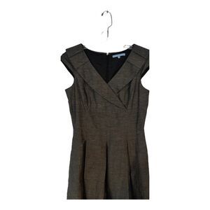 Antonio Melani Women's formal Gray lined cap sleeve pleated Dress size 10